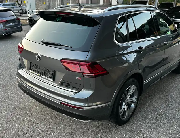 Volkswagen Tiguan view 15