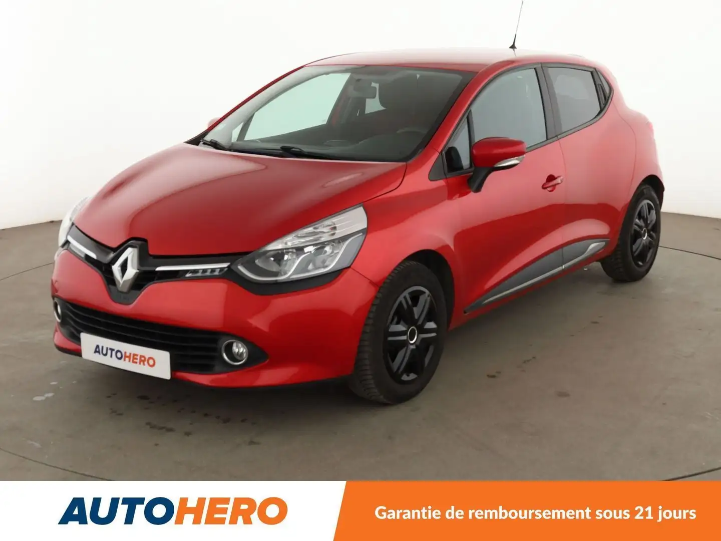 Renault Clio 0.9 TCe Trend Rouge - 1