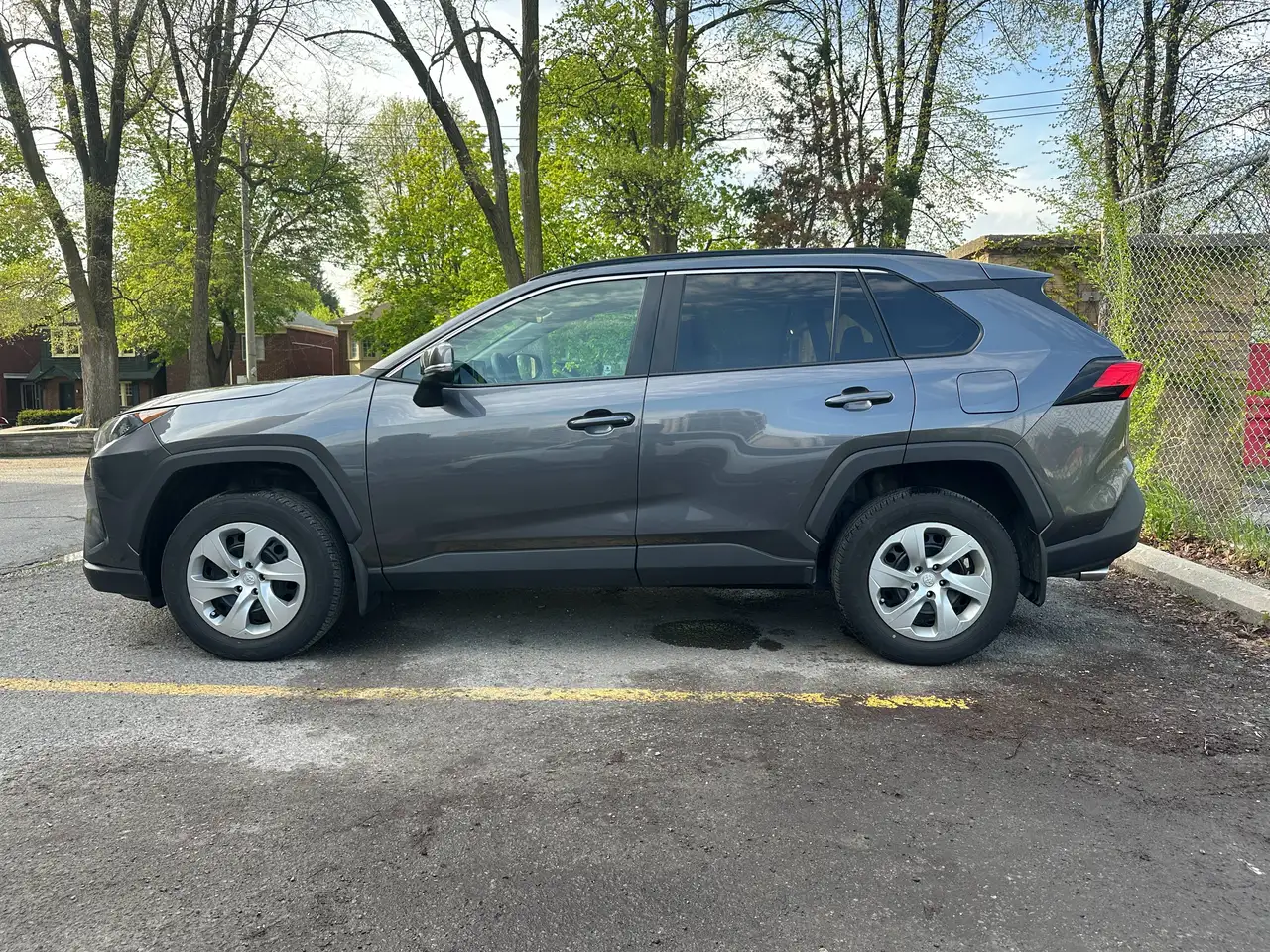 Toyota RAV 4 снимка Toyota RAV 4