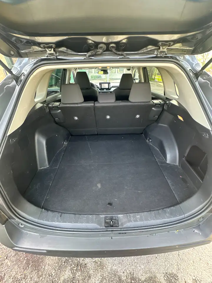 Toyota RAV 4 снимка Toyota RAV 4