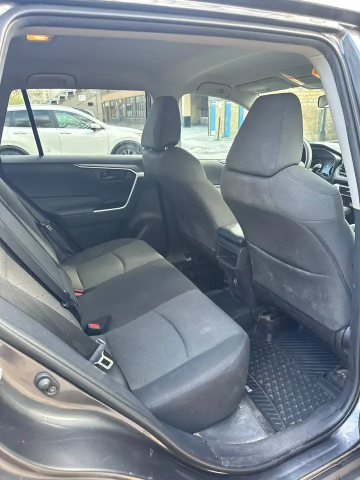 Toyota RAV 4 снимка Toyota RAV 4