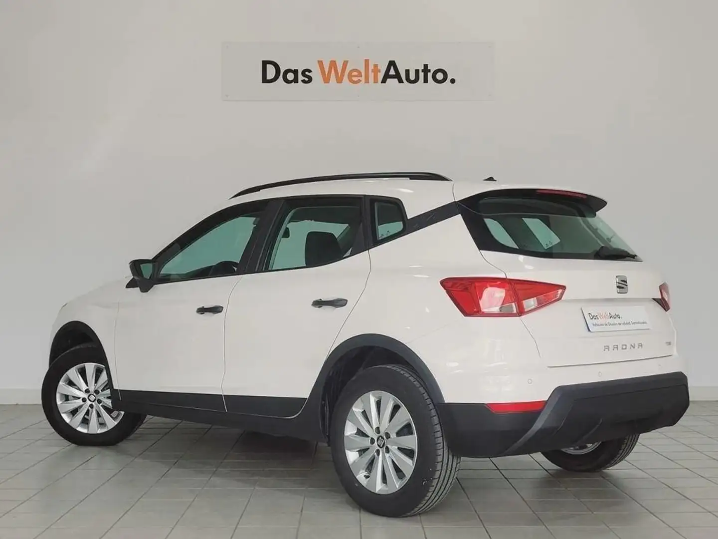 SEAT Arona 1.0 TGI S&S Reference 90 Weiß - 2