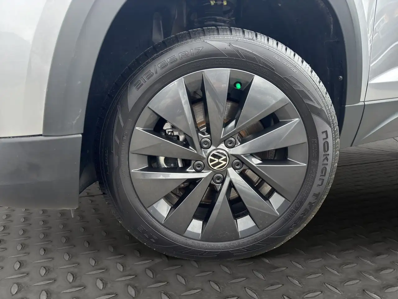 Volkswagen Taos снимка Volkswagen Taos