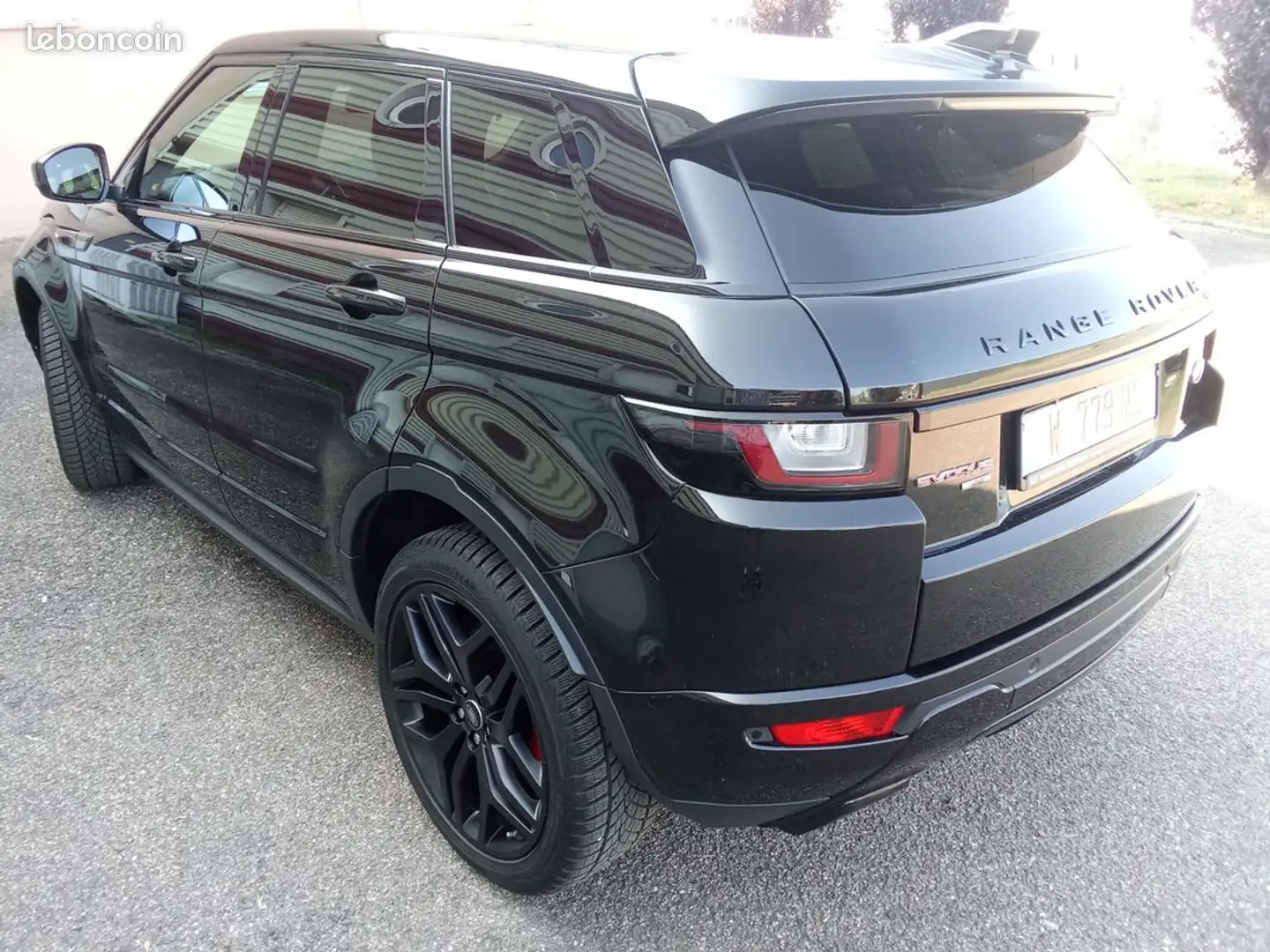 Land Rover Range Rover Evoque Beau 2l 180ch 2019 hse revise reprise Noir - 2