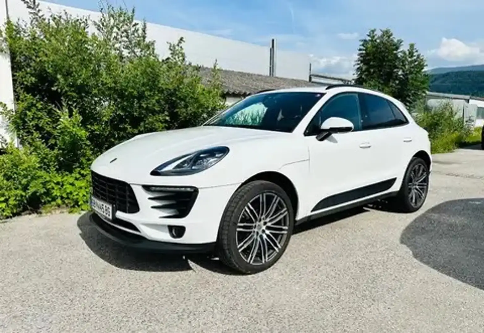 Porsche Macan Approved, El. Anhängerk. Panorama Dach Weiß - 1