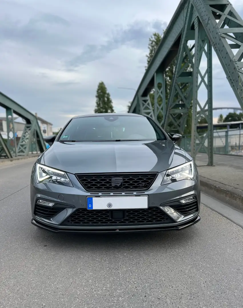 SEAT Leon 2.0 TSI Start&Stop DSG Cupra 300 - 2