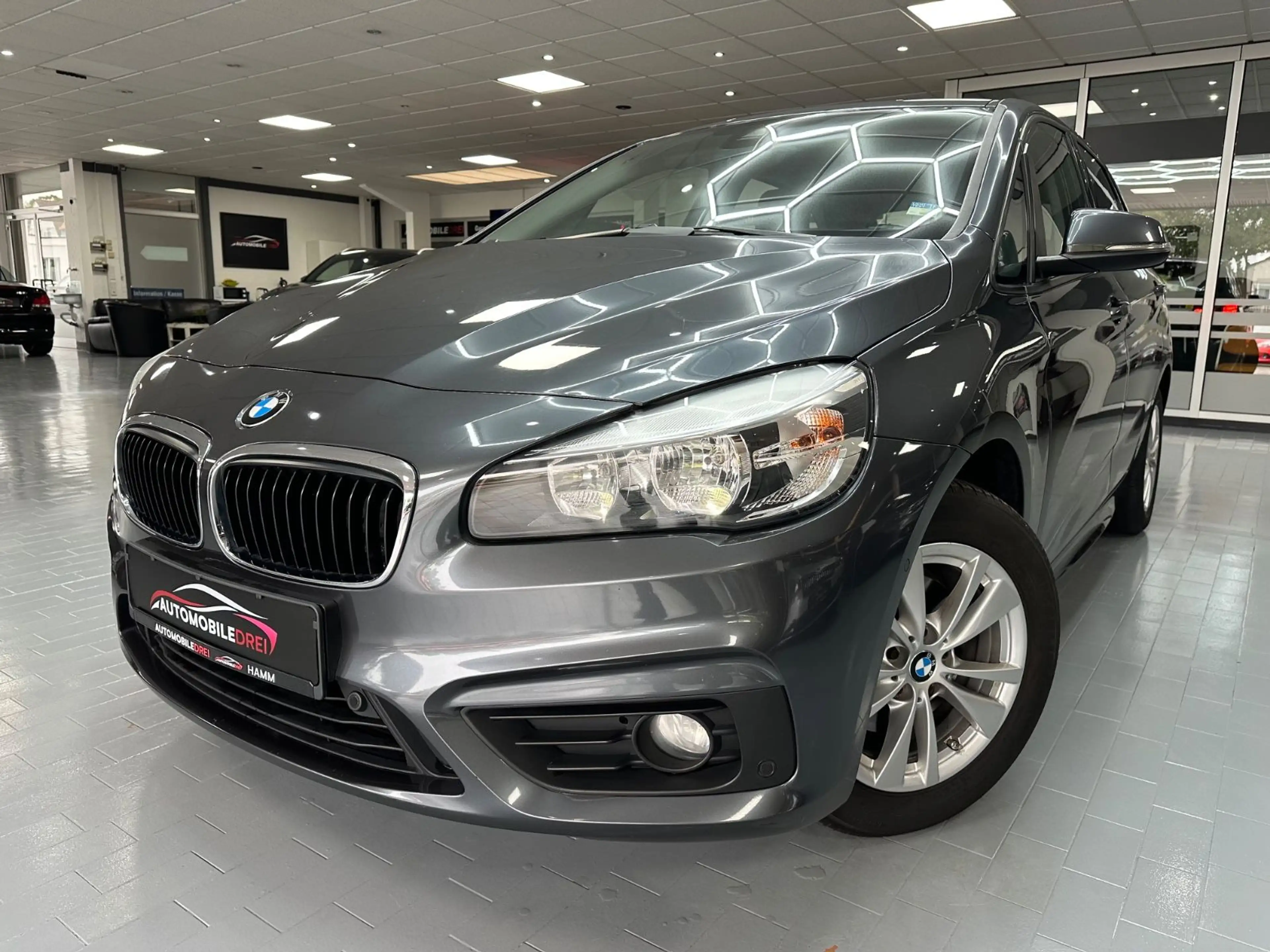 BMW 216 d Active Tourer Advantage/Automatik/Allwetter — photo 2