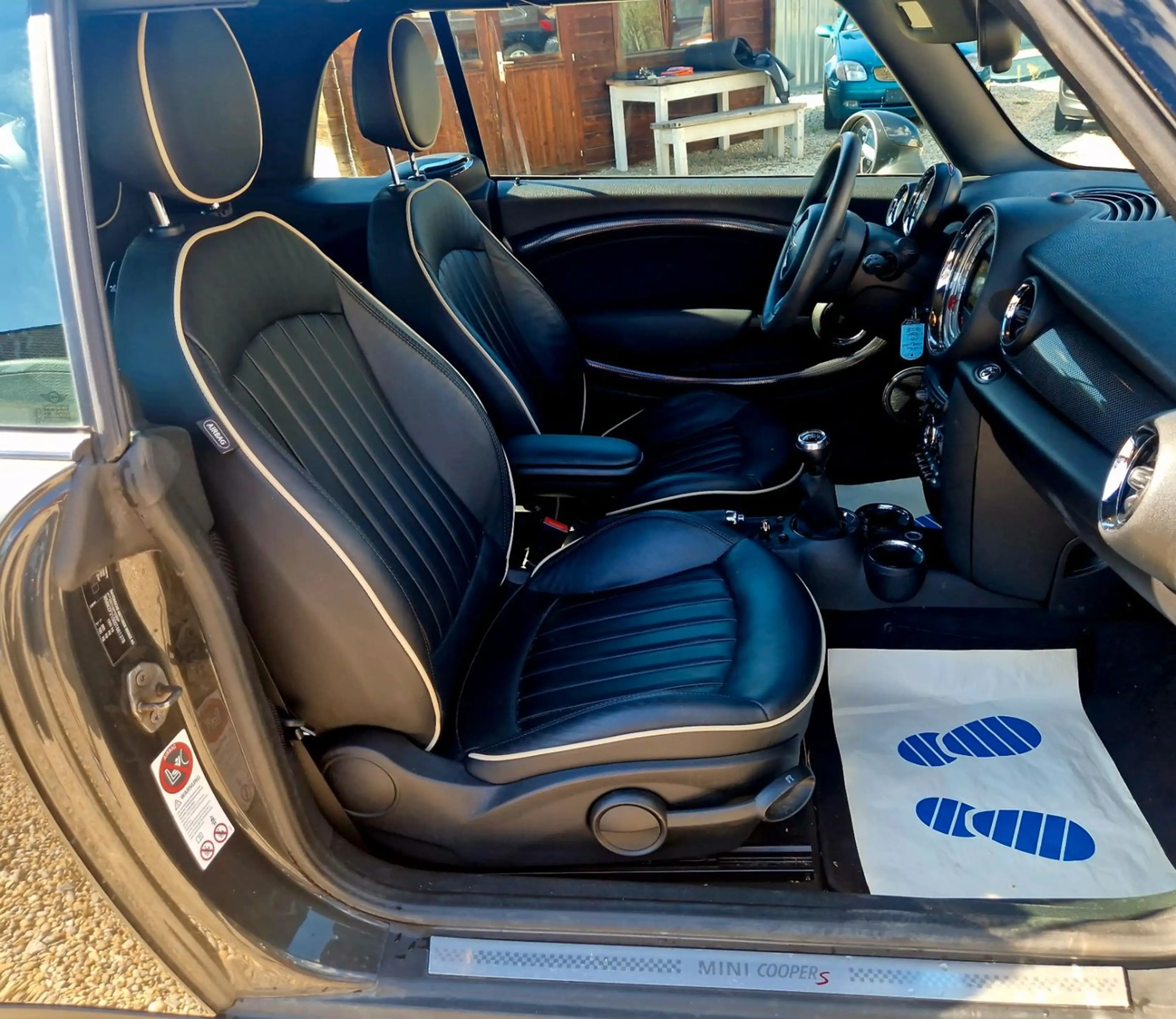 MINI Cooper S Cabrio Super-Ausstattung — photo 11