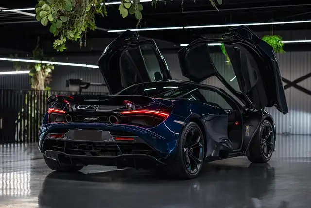 McLaren 4.0 V8 Btw auto, (€ 179.297,52 Ex B.T.W) Alcantara