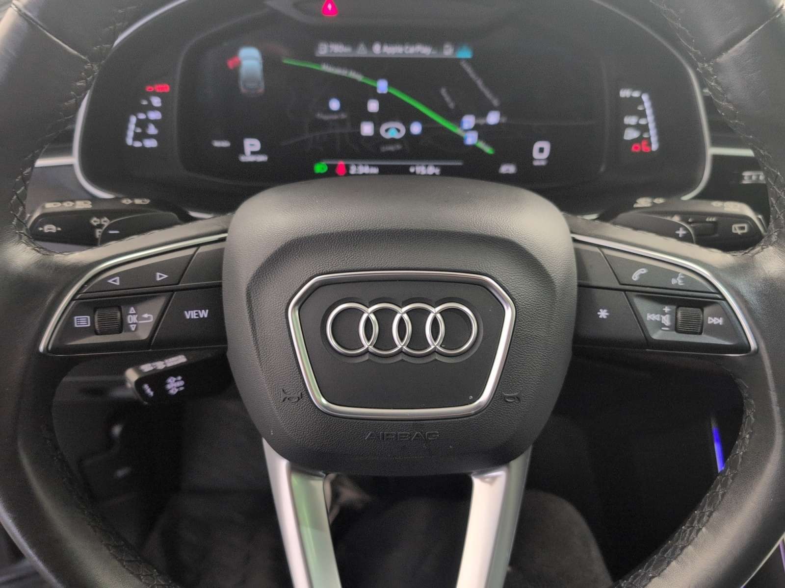 2023 Audi Q7 Komfort! 7 passenger, Leather, Moonroof! DEMO thumb 23