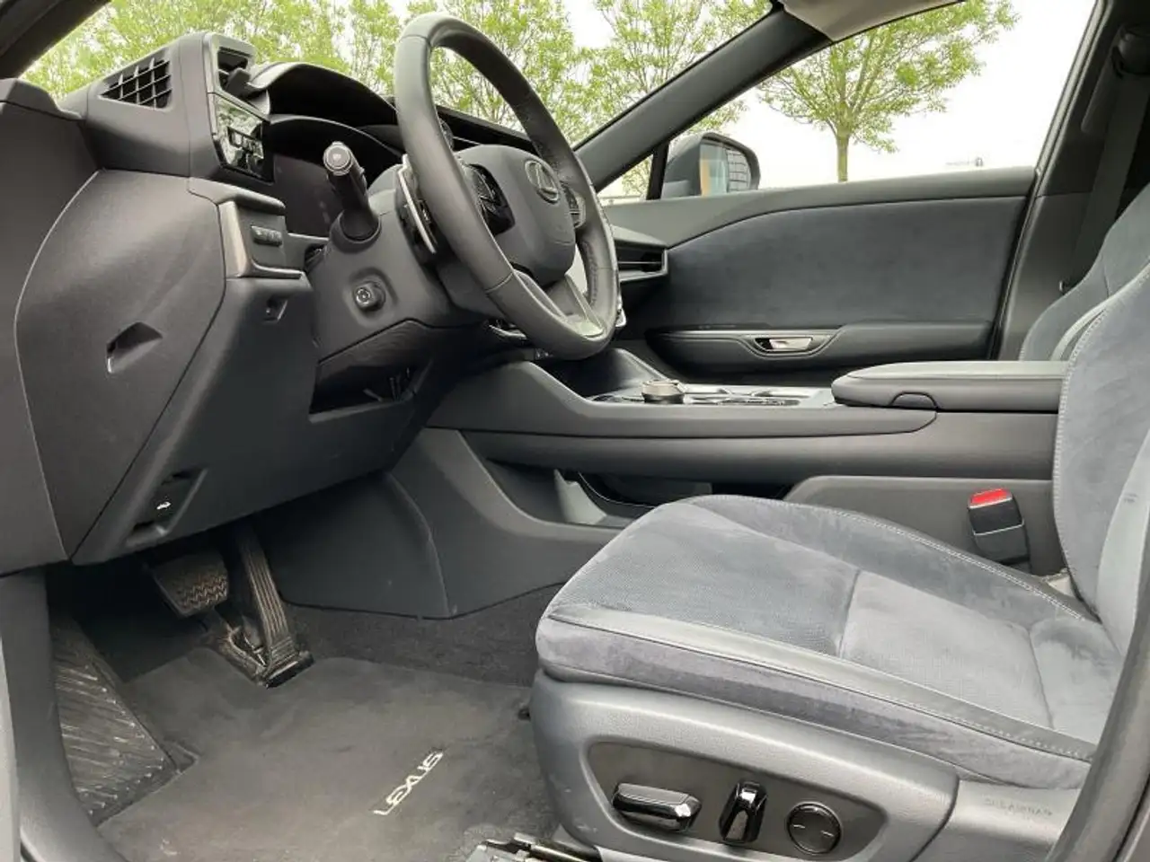 Lexus RZ Privilege Line Direct4, миниатюра 18