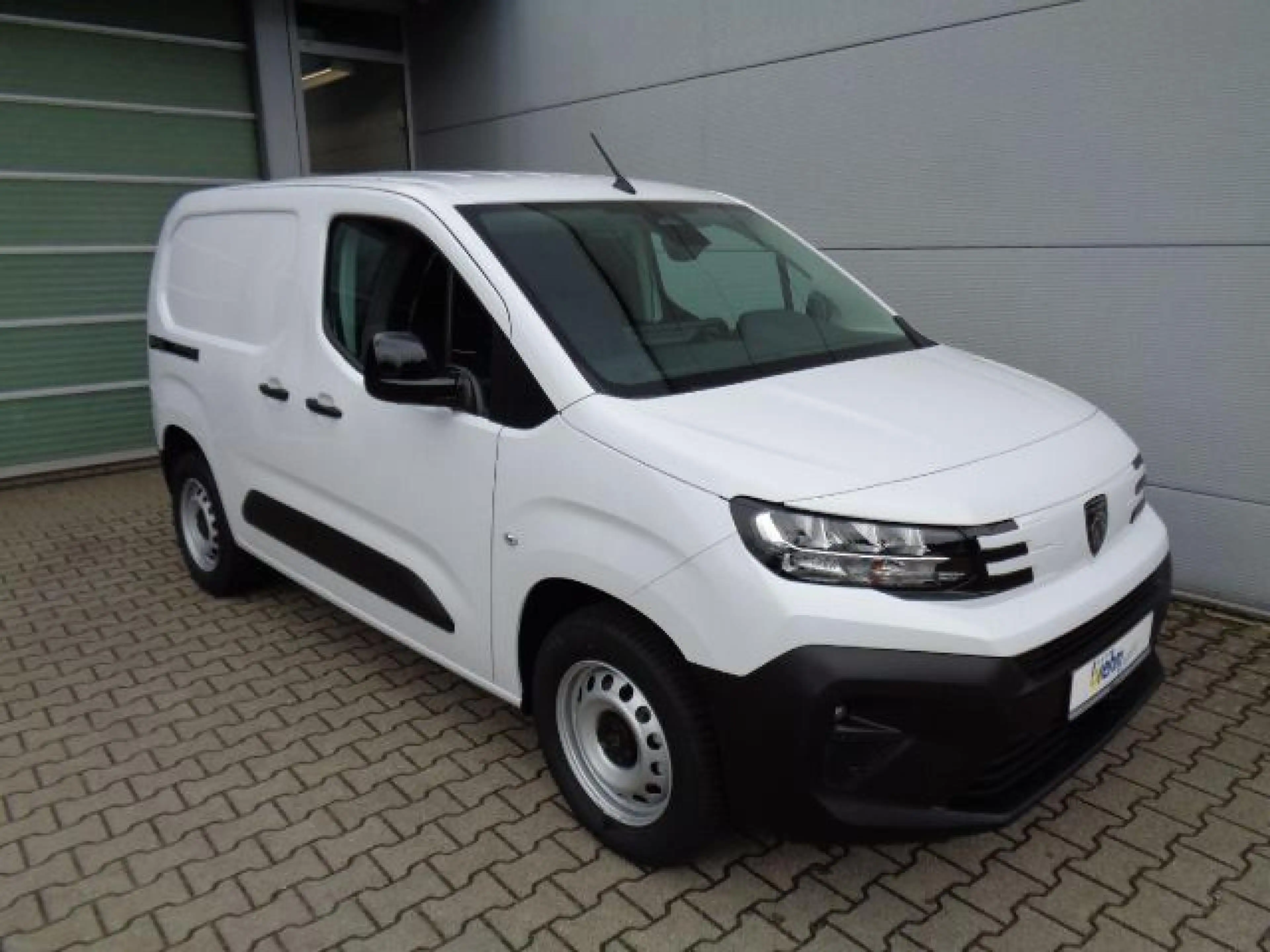 Peugeot Partner L1H1/M M+S Reifen, SH, RFK — photo 2