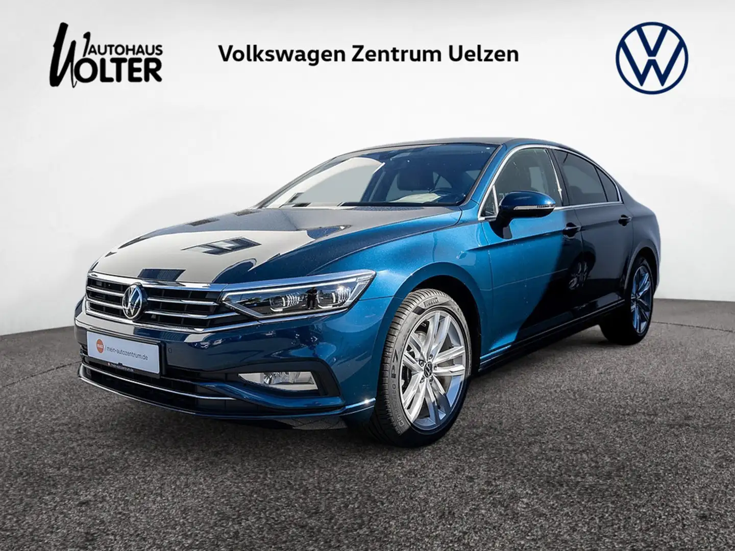Volkswagen Passat 2.0 TDI Business AHK 360° LEDER MATRIX Kék - 1