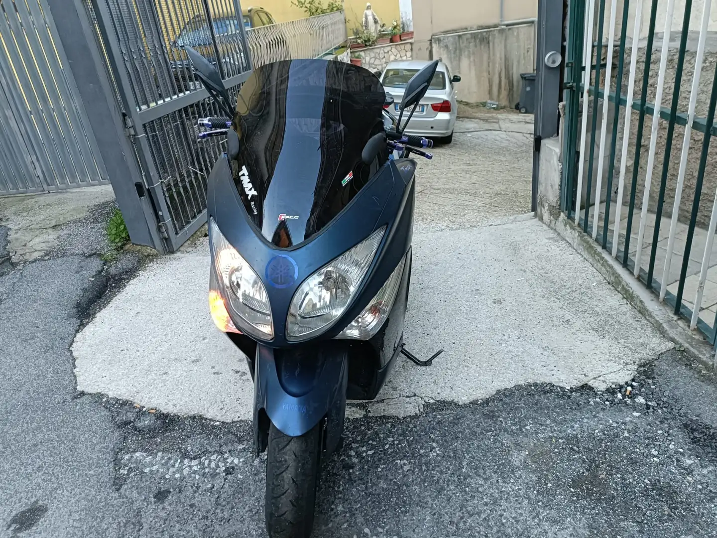 Yamaha TMAX 500 - 2