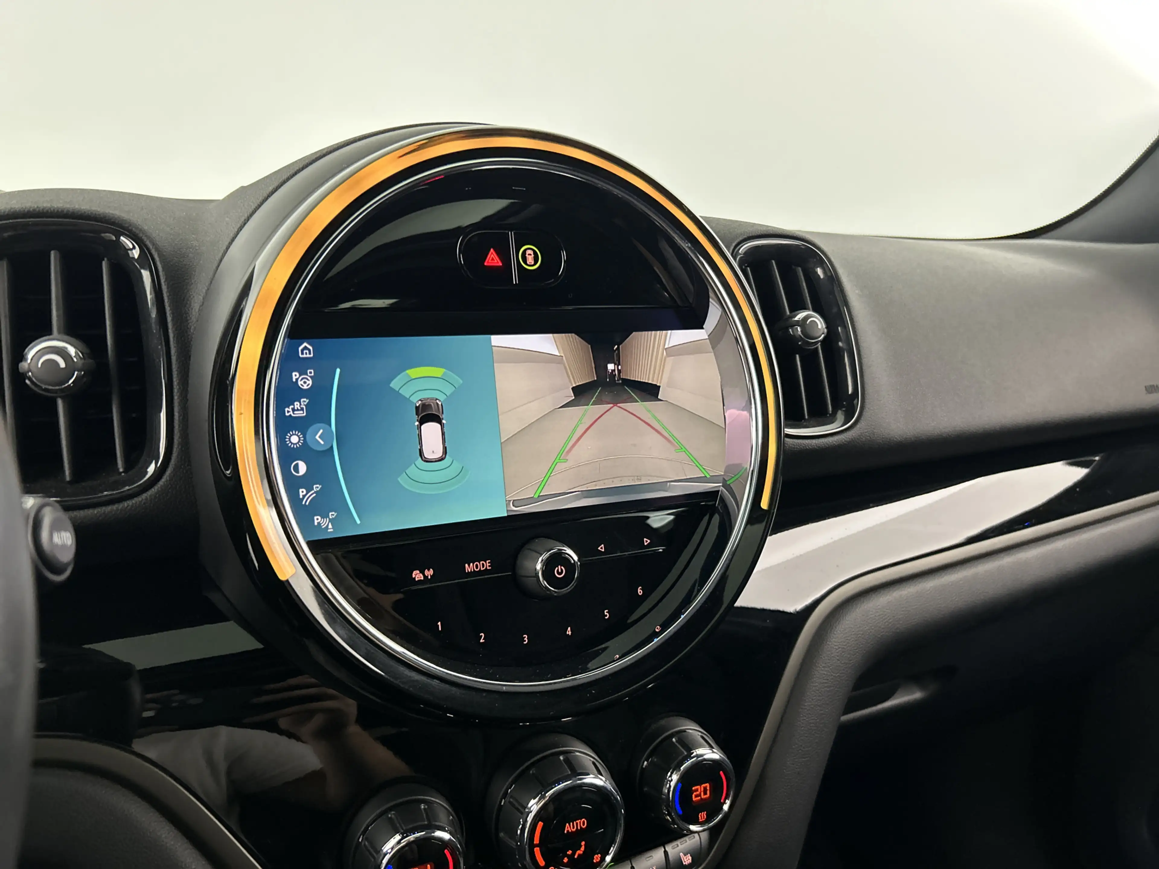 MINI Cooper SE Countryman 1.5 ALL4 Premium/HUD/Panodak/H&K/Memory — photo 27