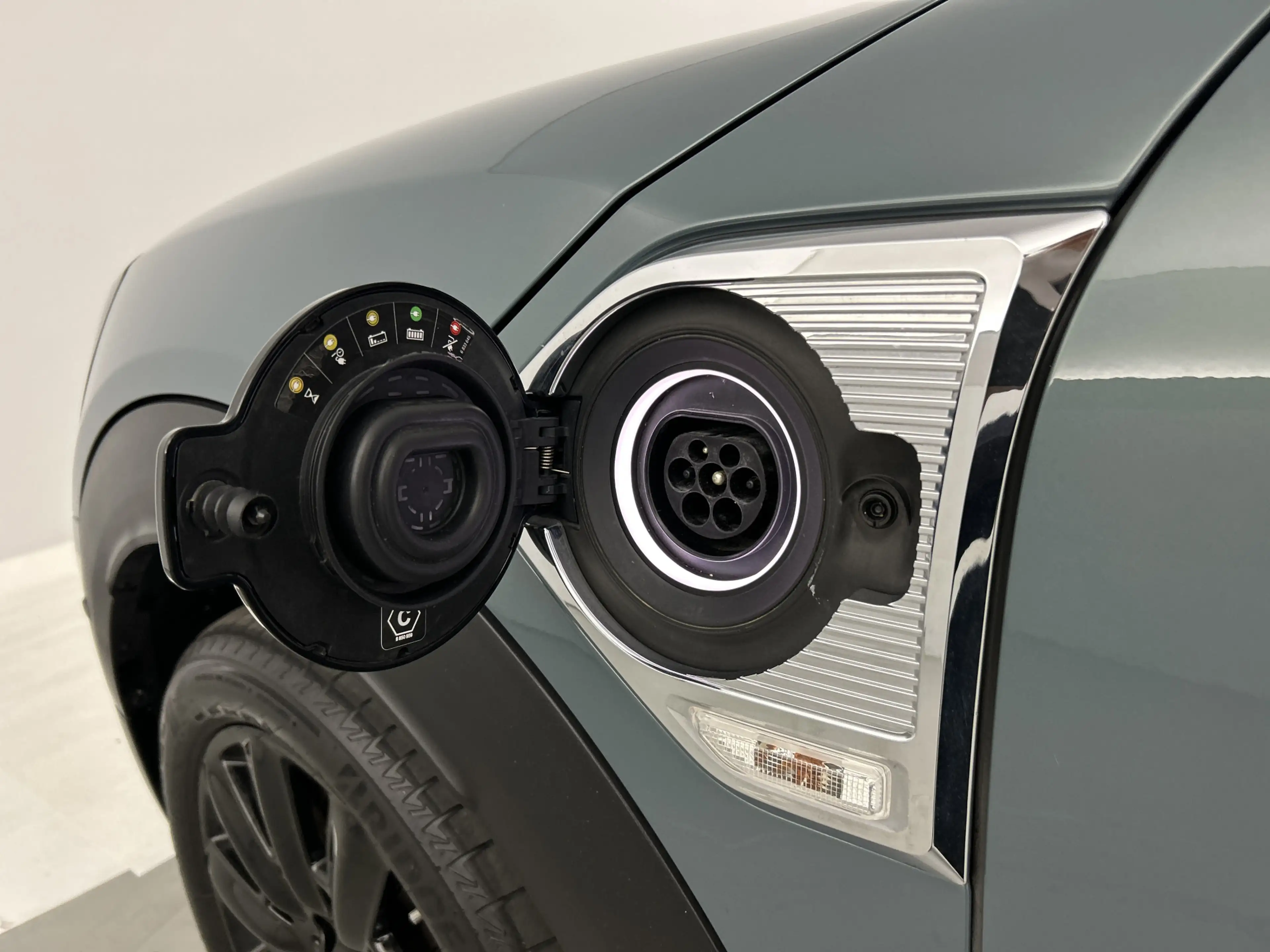 MINI Cooper SE Countryman 1.5 ALL4 Premium/HUD/Panodak/H&K/Memory — photo 34