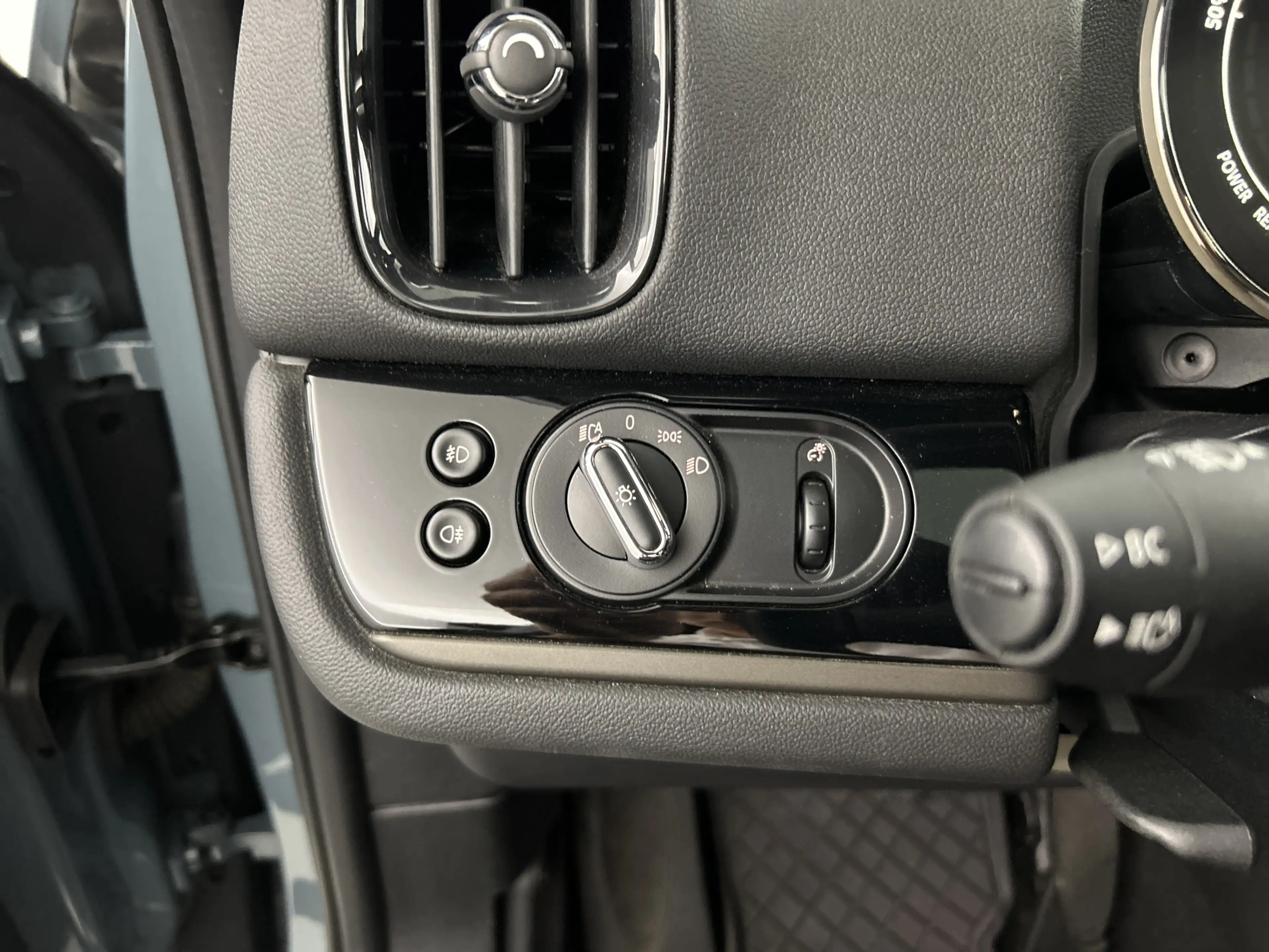 MINI Cooper SE Countryman 1.5 ALL4 Premium/HUD/Panodak/H&K/Memory — photo 15