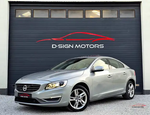 Volvo S60 2.4 D5 4WD (215ch) GEARTRONIC SUMMUM 2013 102461km
