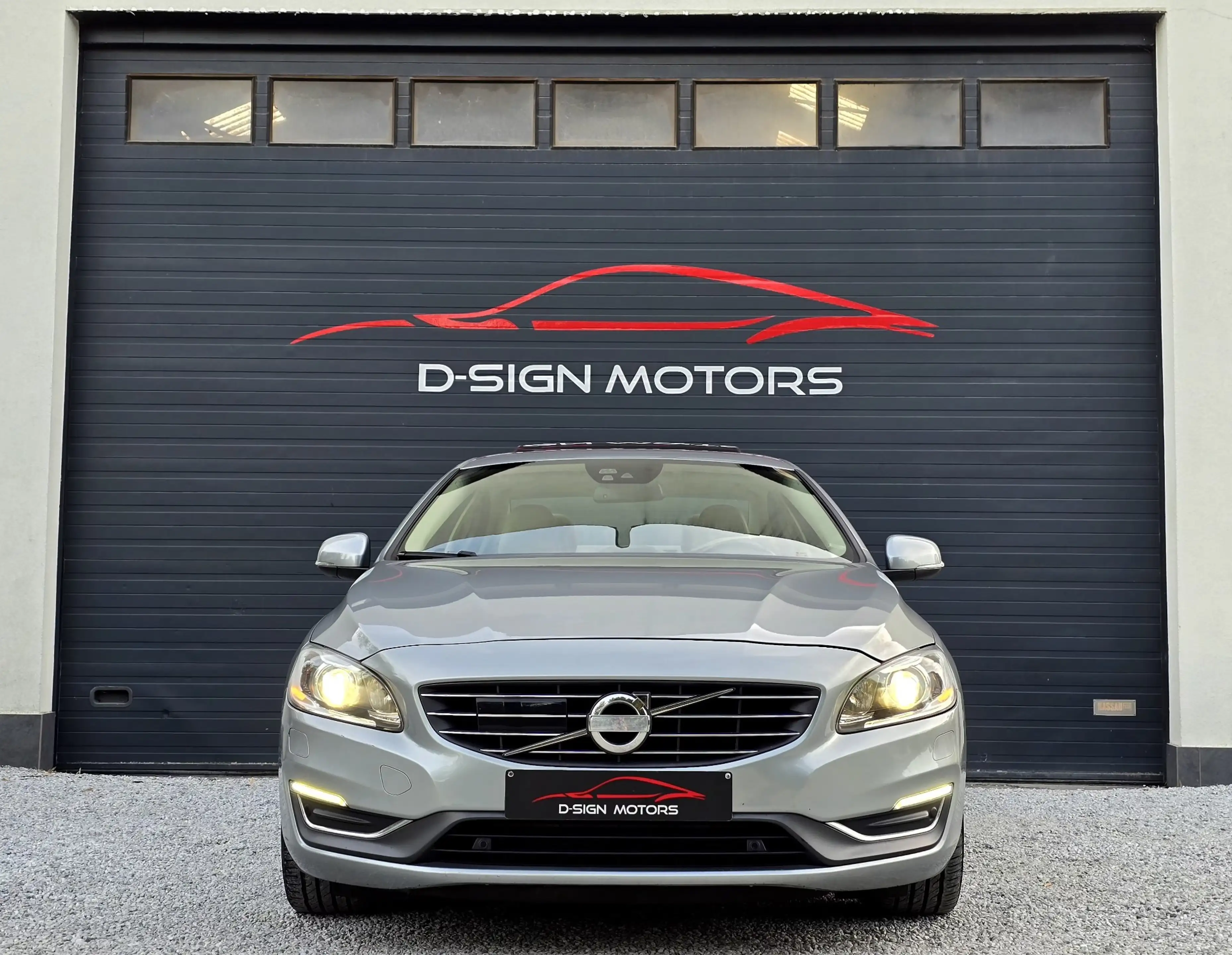 Volvo S60 2.4 D5 4WD (215ch) GEARTRONIC SUMMUM 2013 102461km — photo 5