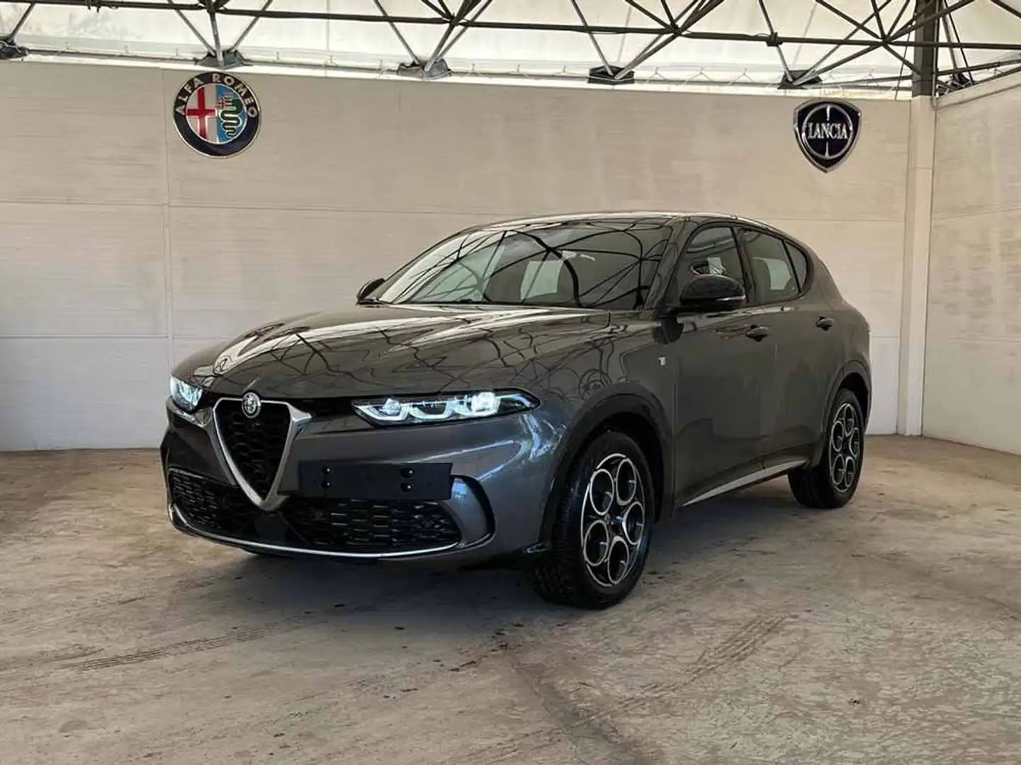 Alfa Romeo Tonale 1.5 160 CV MHEV TCT7 Ti Wit - 1