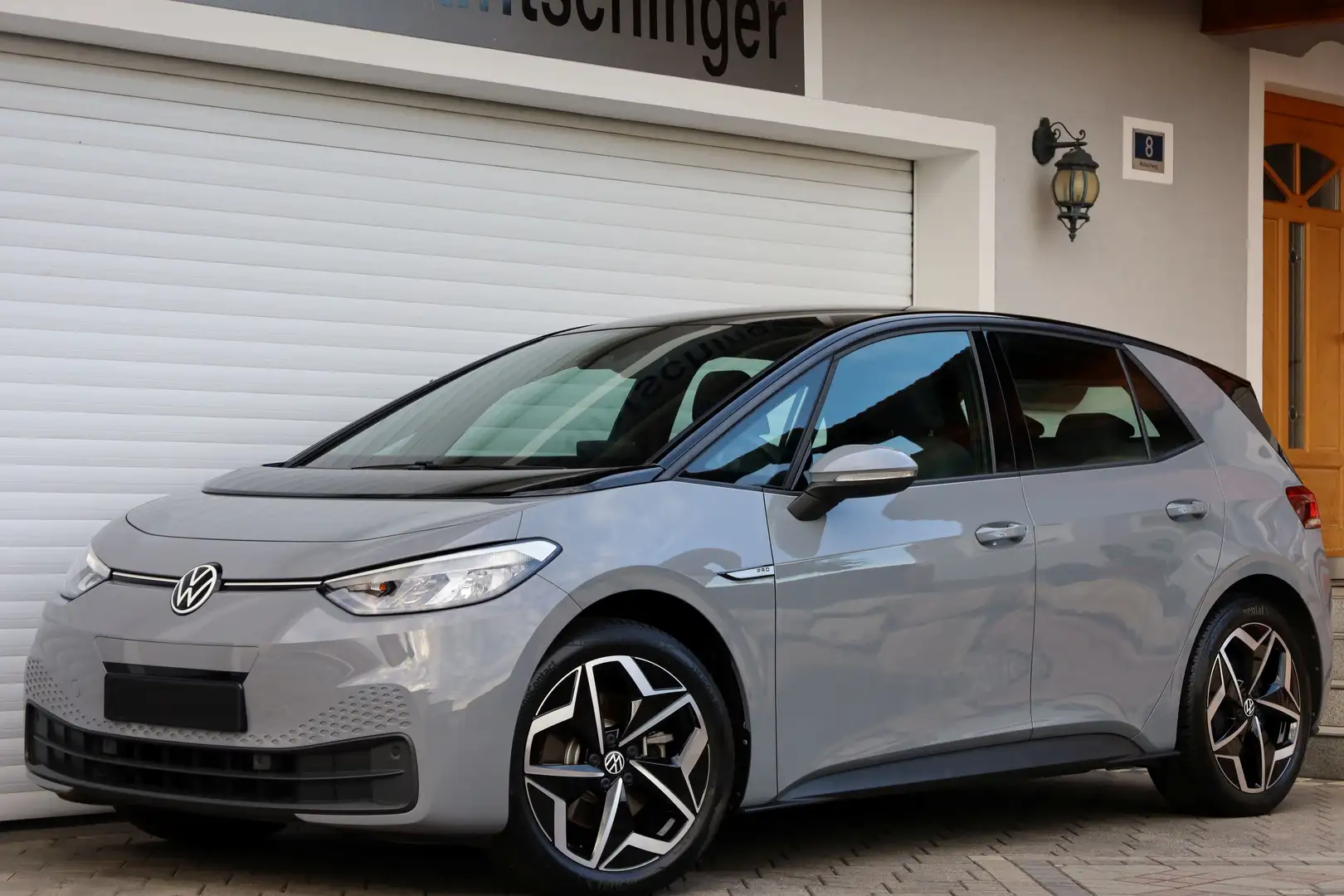 Volkswagen ID.3 ID.3 Pro 62kWh*MONDSTEINGRAU-SHZ-CCS-NAVI-LED-APP* Grau - 1