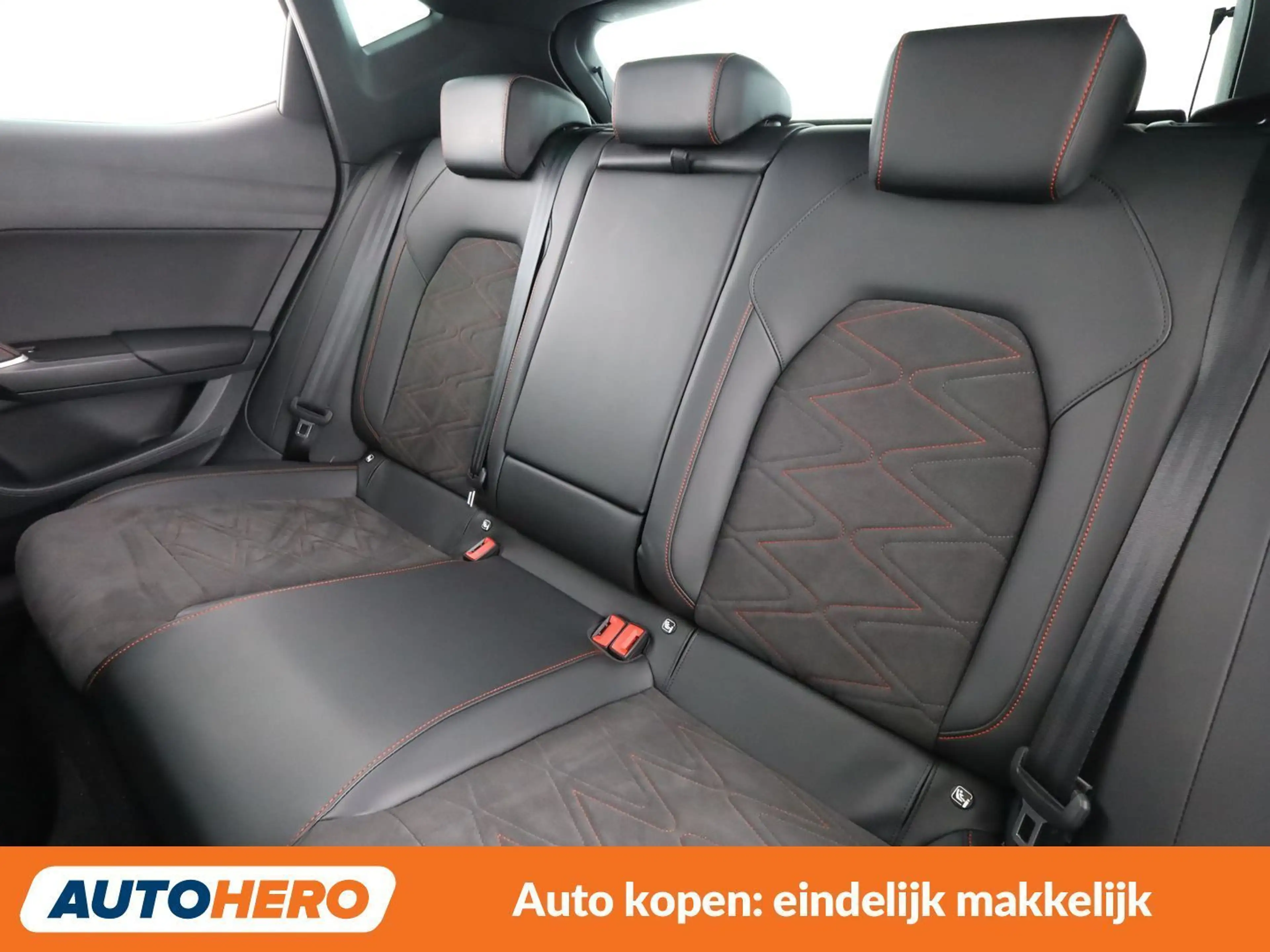 SEAT Leon e-Hybrid 1.4 TSI e-HYBRID FR — photo 14