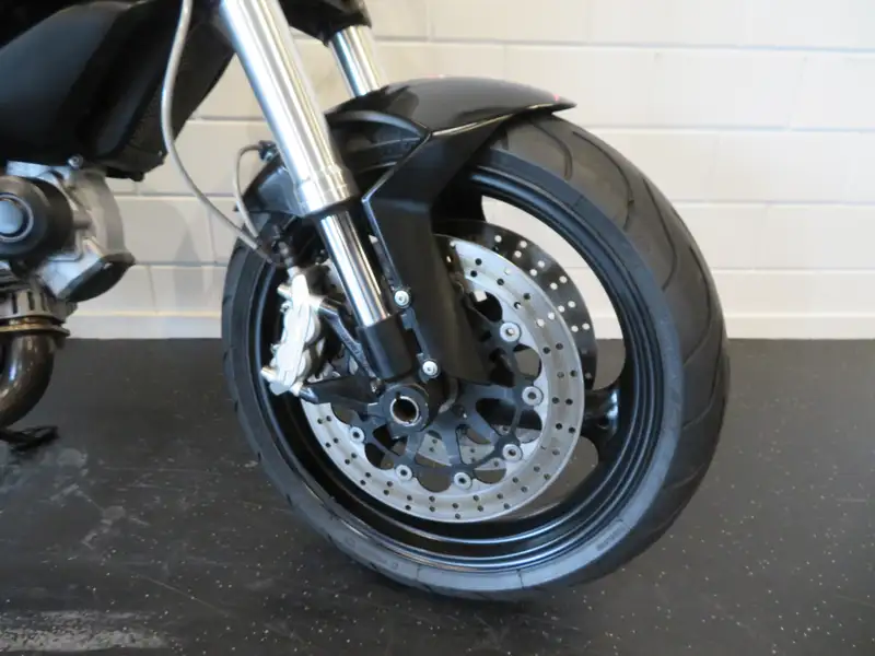 Ducati Monster 696 - foto 7