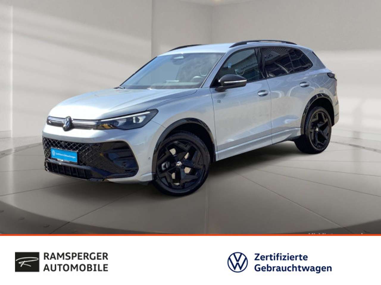 Volkswagen Tiguan — Volkswagen Tiguan 2.0 TDI DSG R-Line 4M. AHK Matrix Navi Ka