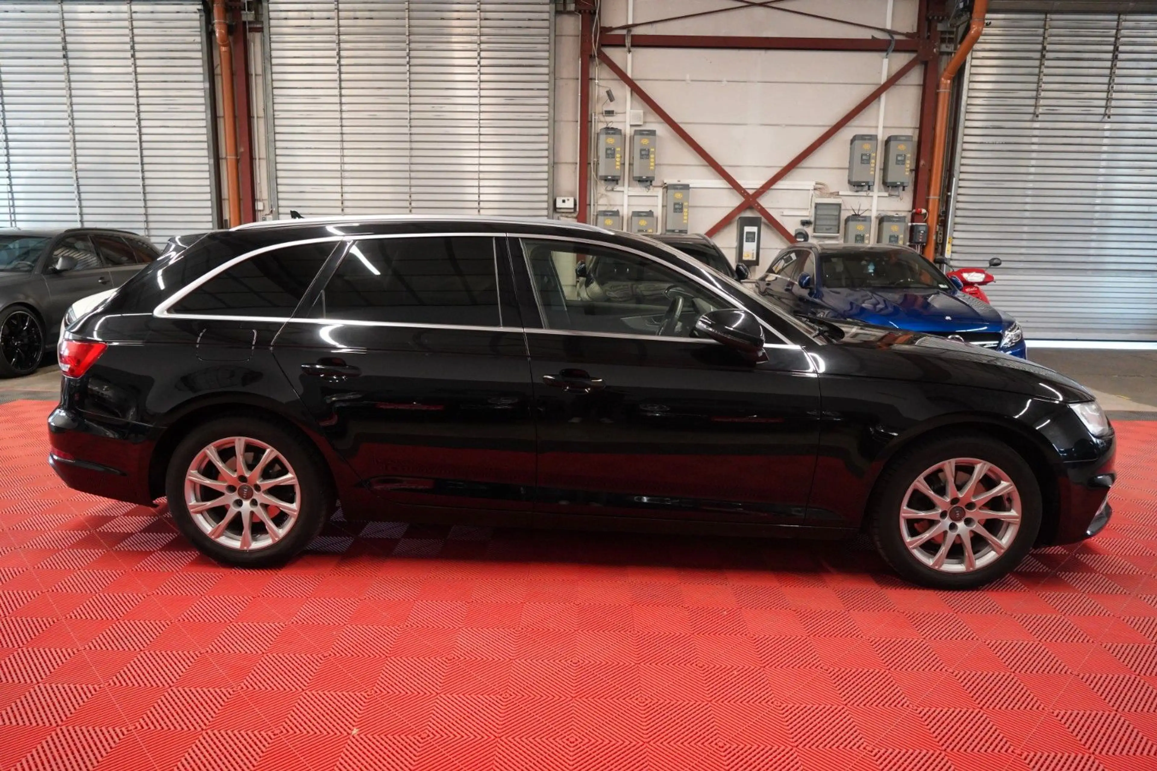 Audi A4 Avant 35 TDI Sport 2.Hand*Unfallfrei* — photo 4