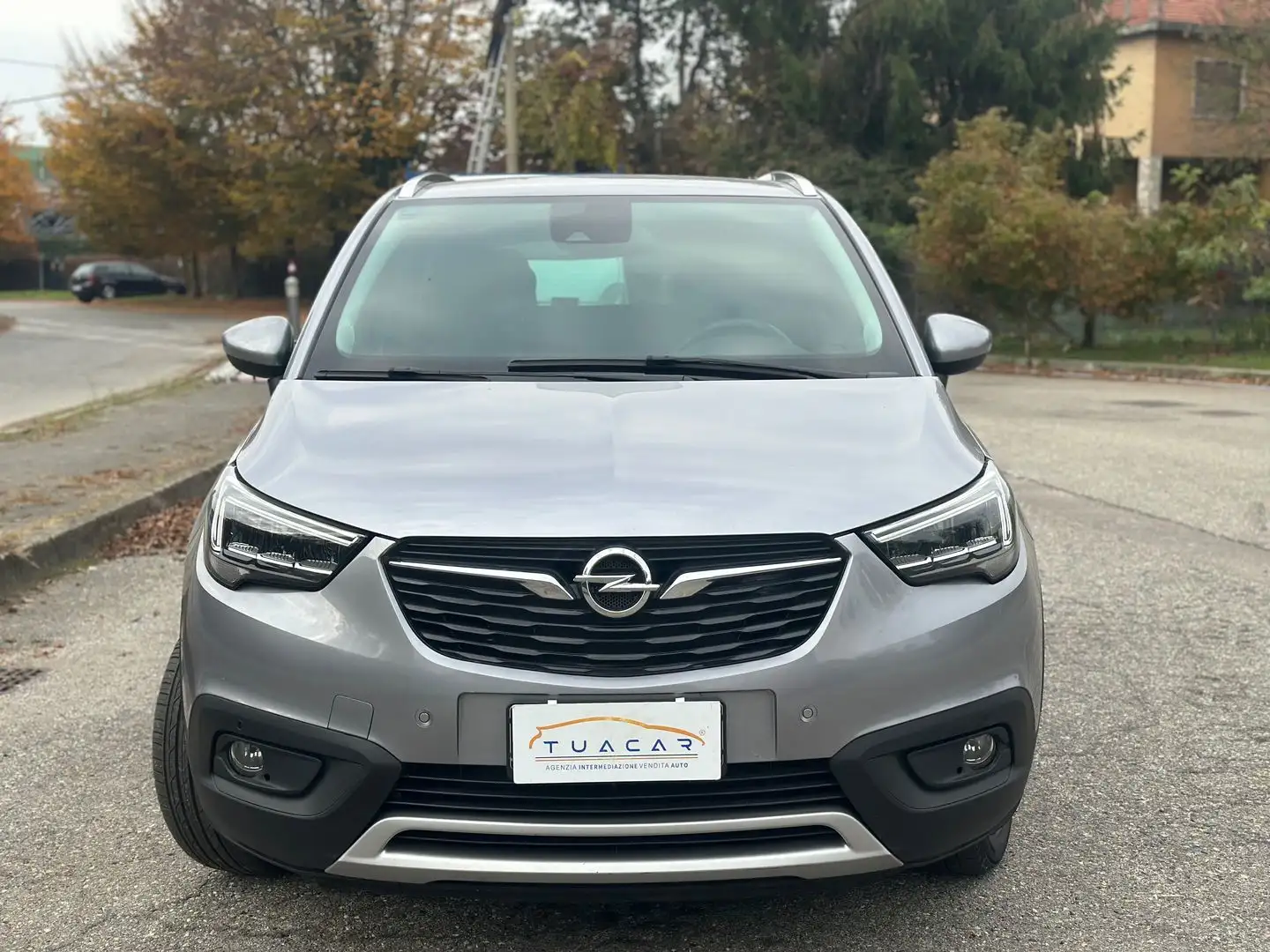 Opel Crossland X Ultimate 1.2 Grijs - 2