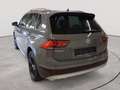 Volkswagen Tiguan Tiguan 2.0 TDI SCR 4Motion DSG Offroad AHK Grey - thumbnail 2