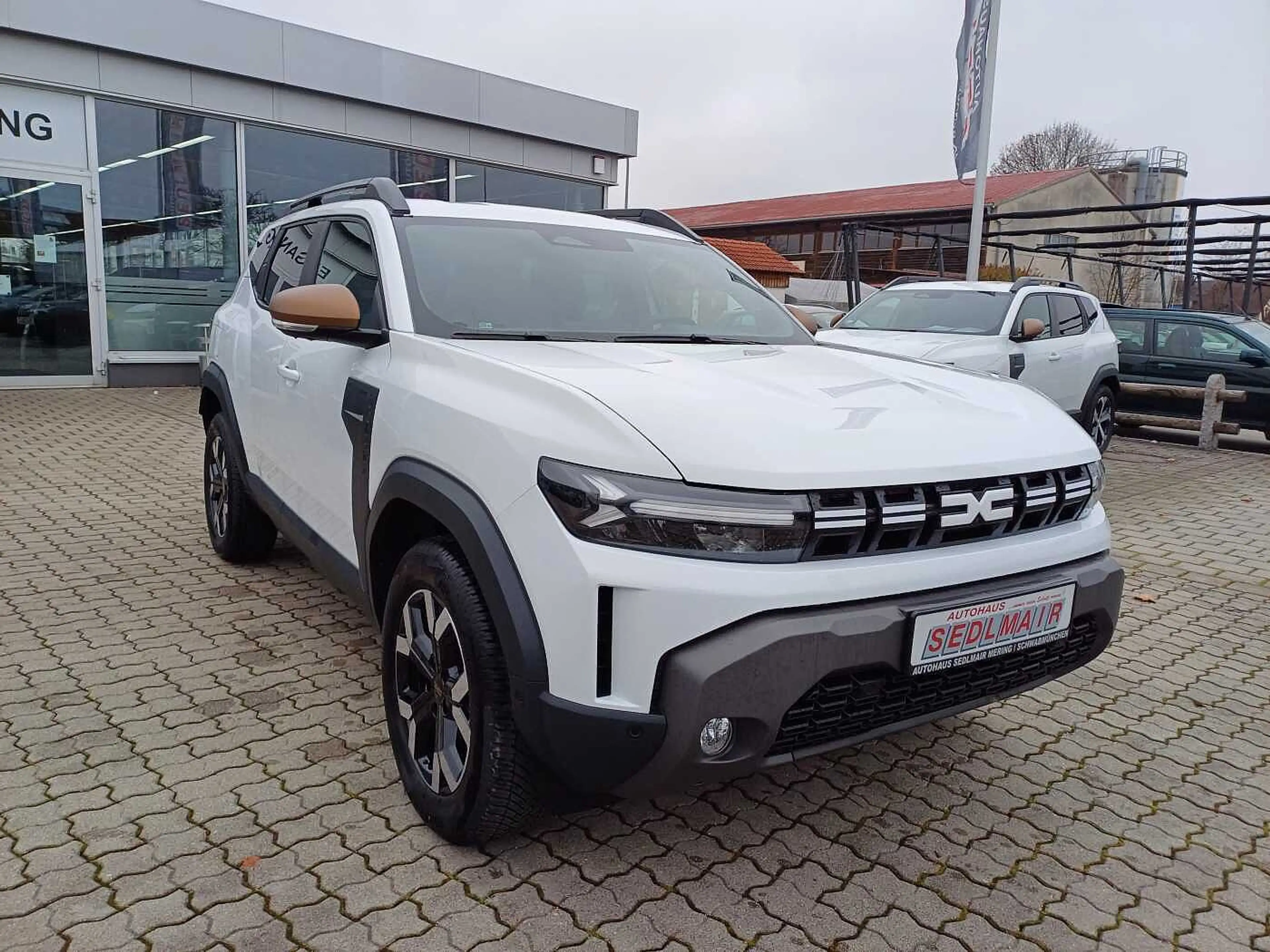 Dacia Duster Extreme TCe 130 4x4 AHK/WINTER/CITY/TECHNIK — photo 2
