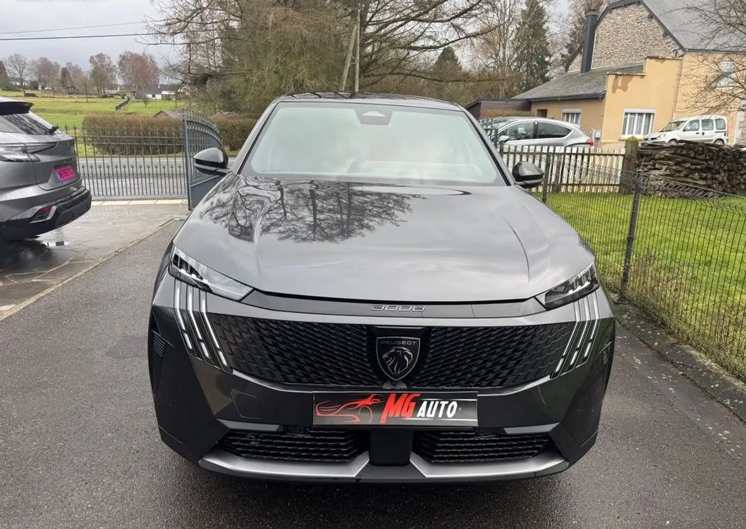 Peugeot 3008 HYBRID 145 CH AUTOMATIQUE GT PLUS INTERIEUR ALCANTARA EXECUTIVE sièges électriques chauffants , hayon neuf et garantie 24 Grau - 2