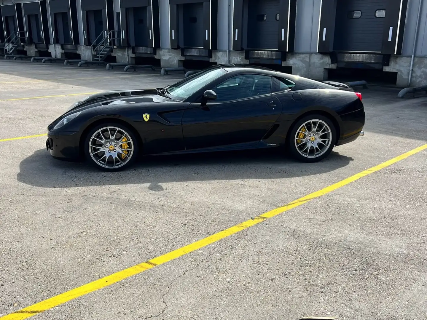Ferrari 599 599 GTB Fiorano F1 6.0 Daytona Seats Schwarz - 2