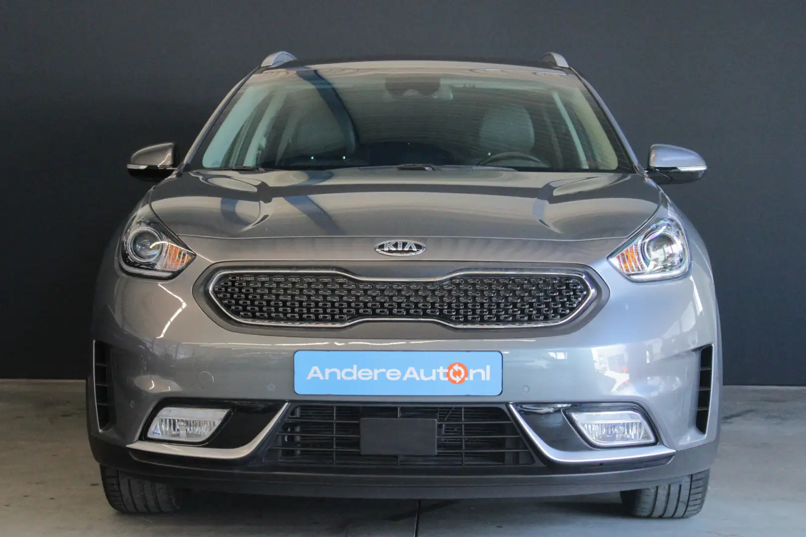 Kia Niro 1.6 GDi Hybrid ExecutiveLine |leder|stoel/stuurver Gris - 2