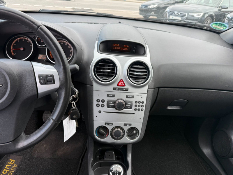 Opel Corsa D Satellite — photo 8