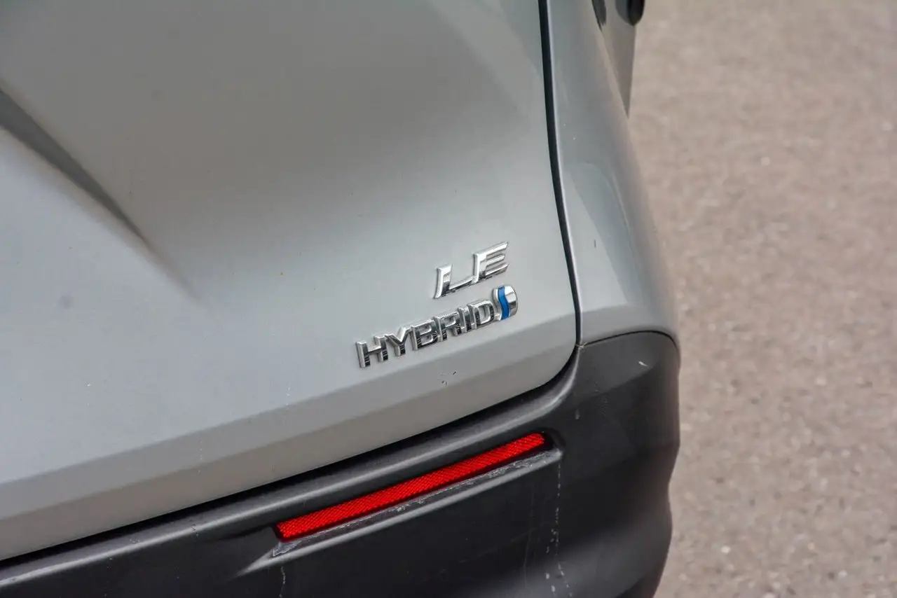 Toyota Sienna снимка Toyota Sienna
