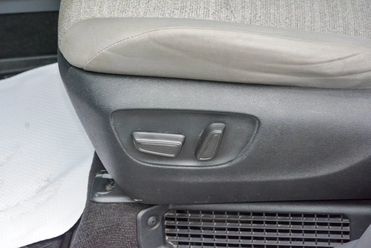 Toyota Sienna снимка Toyota Sienna