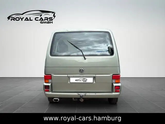 Volkswagen Multivan view 6