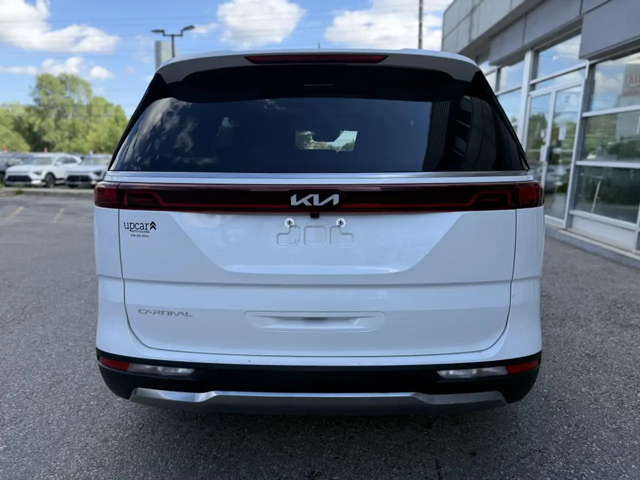 Kia Carnival снимка Kia Carnival