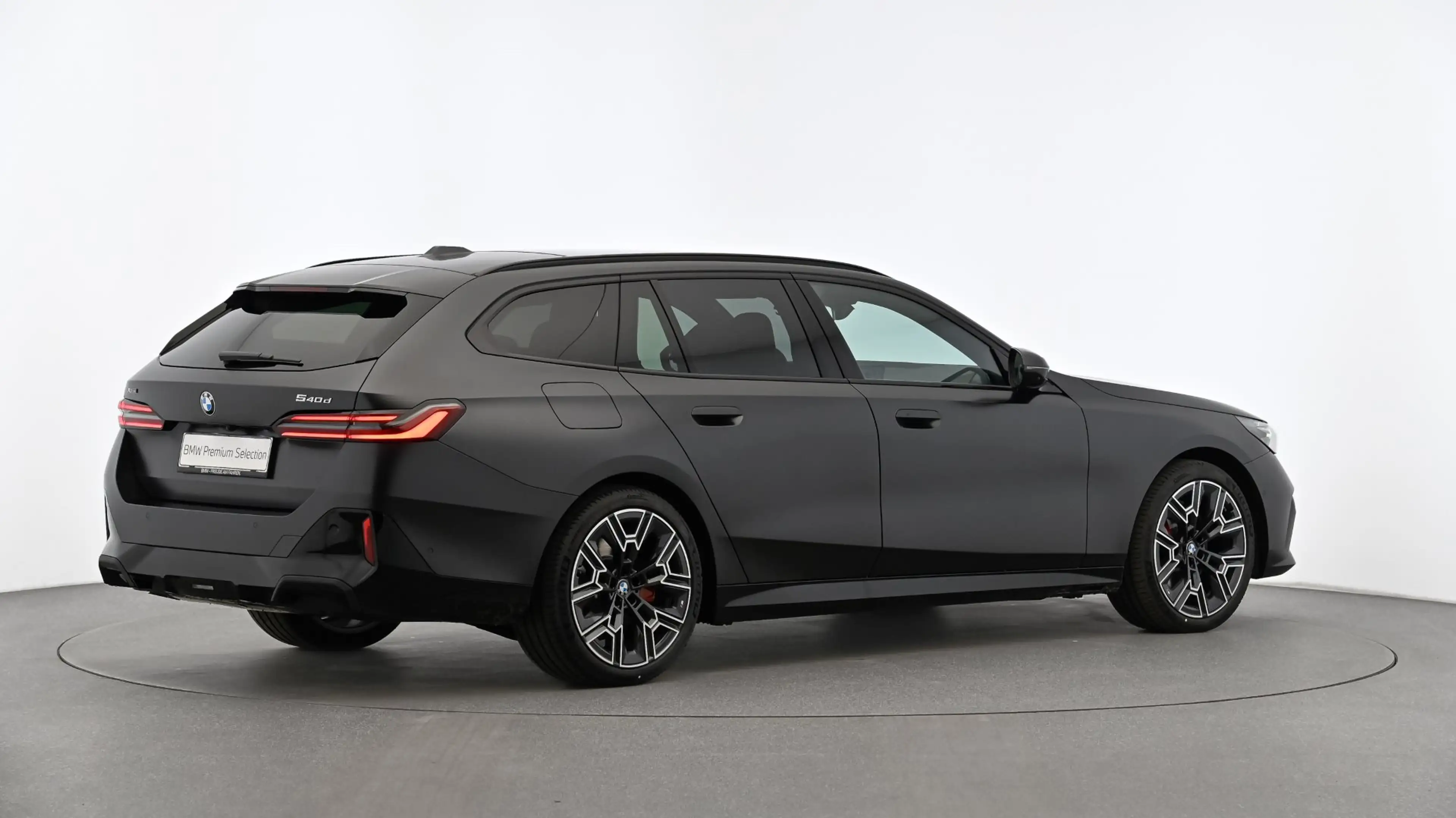 BMW 540 d xDrive — photo 9