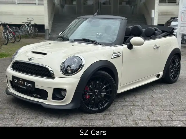 MINI John Cooper Works Cabrio *BI-XENON*KEYLESS*