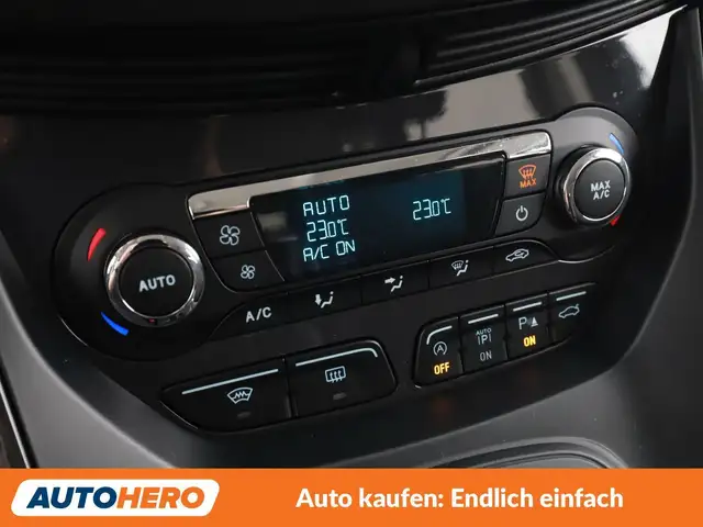 Ford Kuga view 25