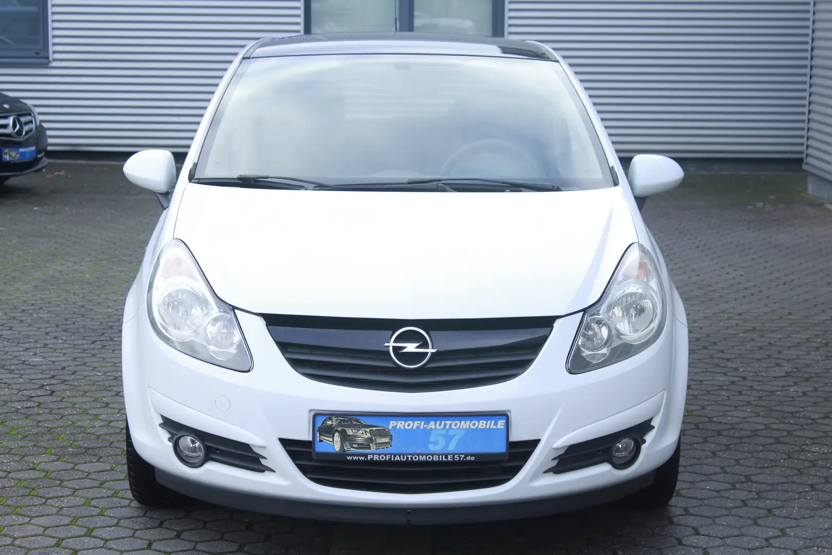 Opel Corsa 1.4 LPG Color Edition *LPG GASANLAGE*KLIMA* Weiß - 2