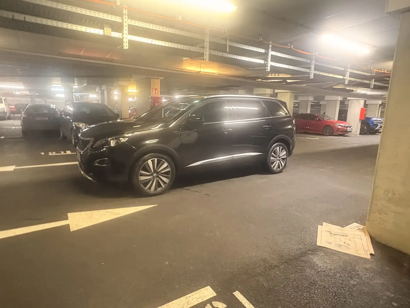 Peugeot 5008 5008 2,0 BlueHDI 180 S Schwarz - 2