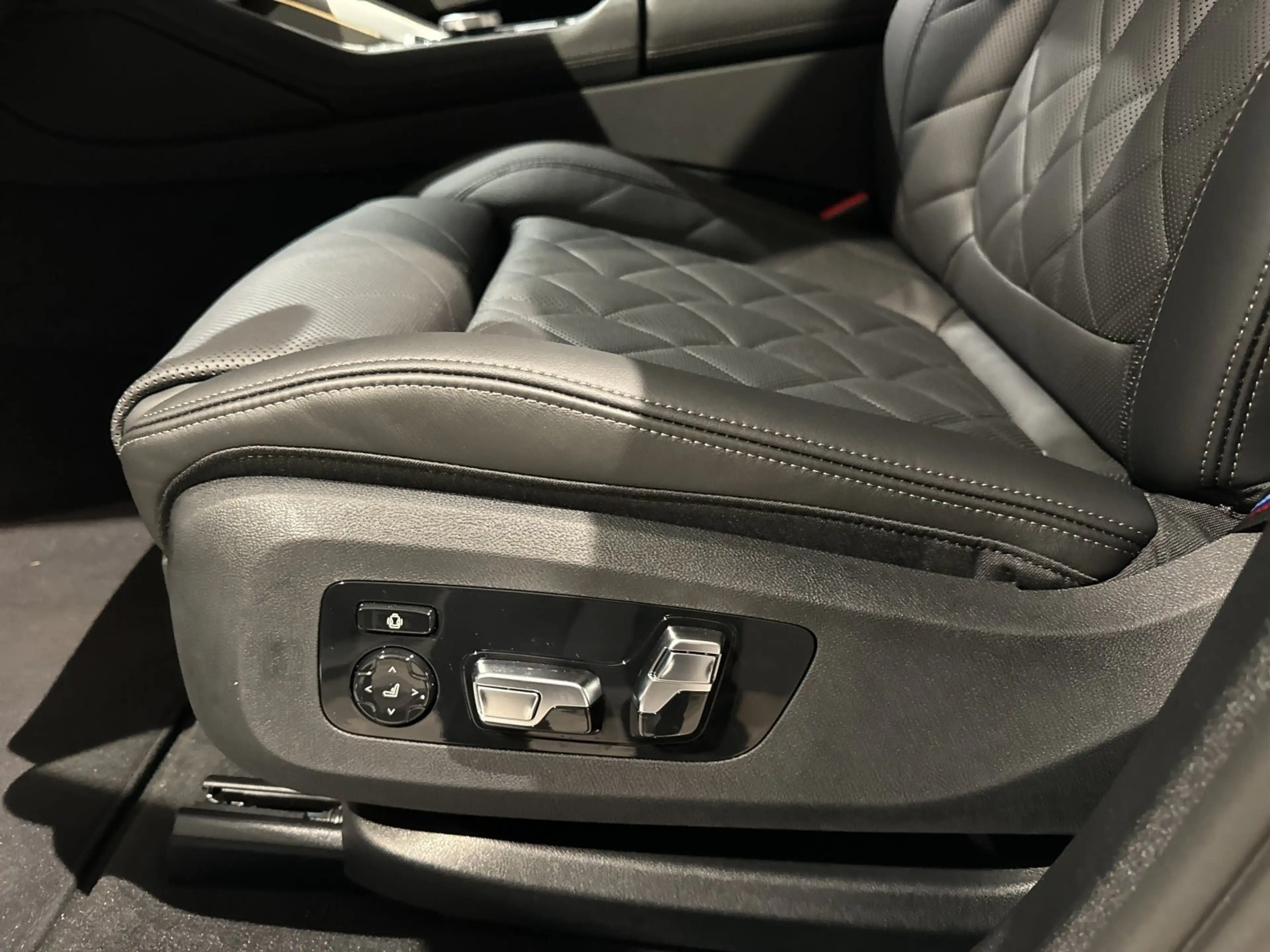 BMW X6 xDrive30d M Sport — photo 7