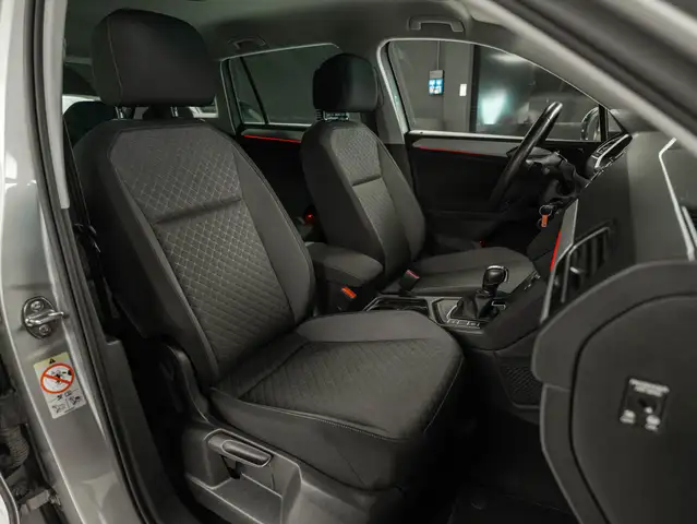 Volkswagen Tiguan view 14