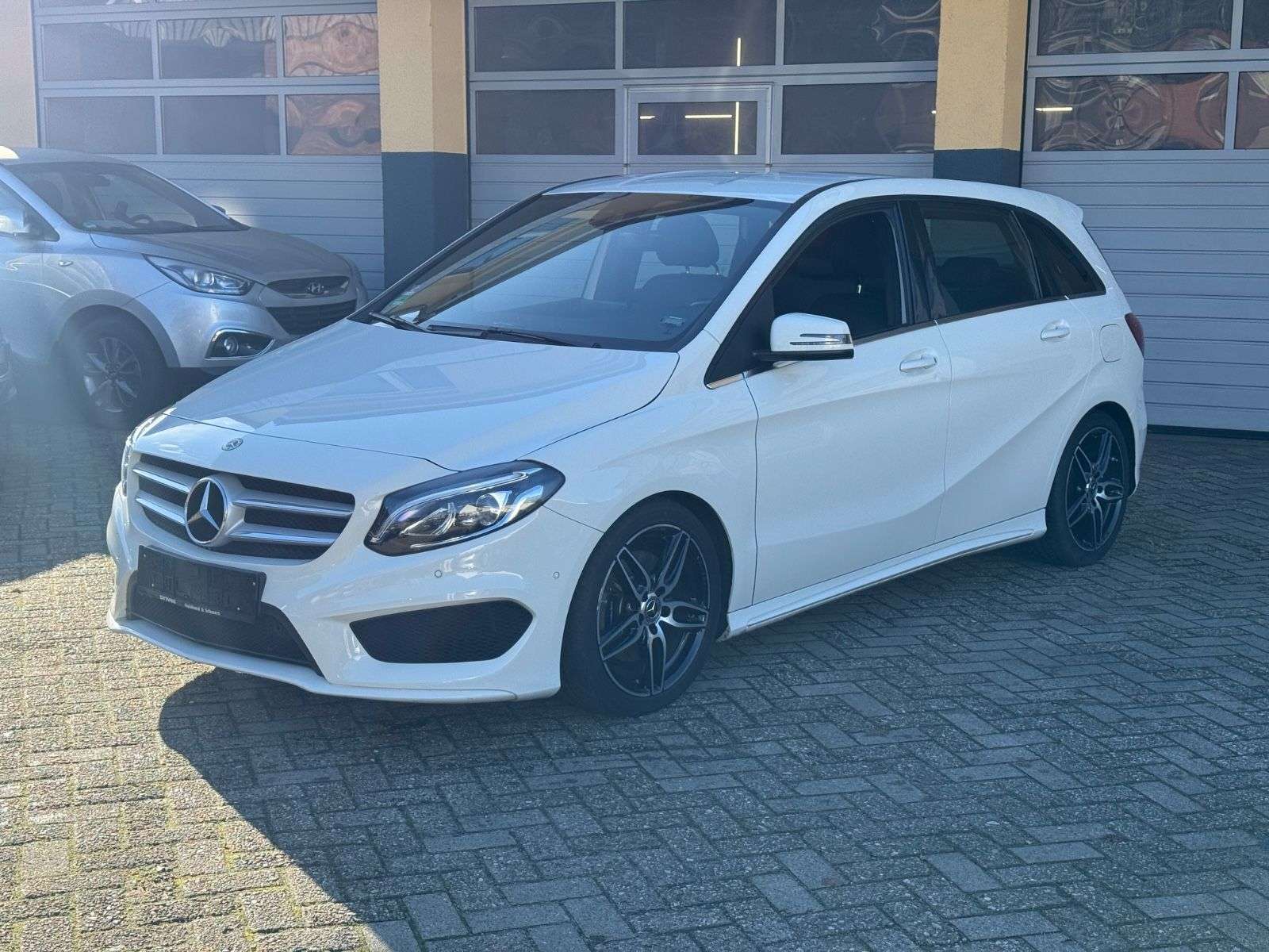 Second hand Mercedes Benz B-Class 