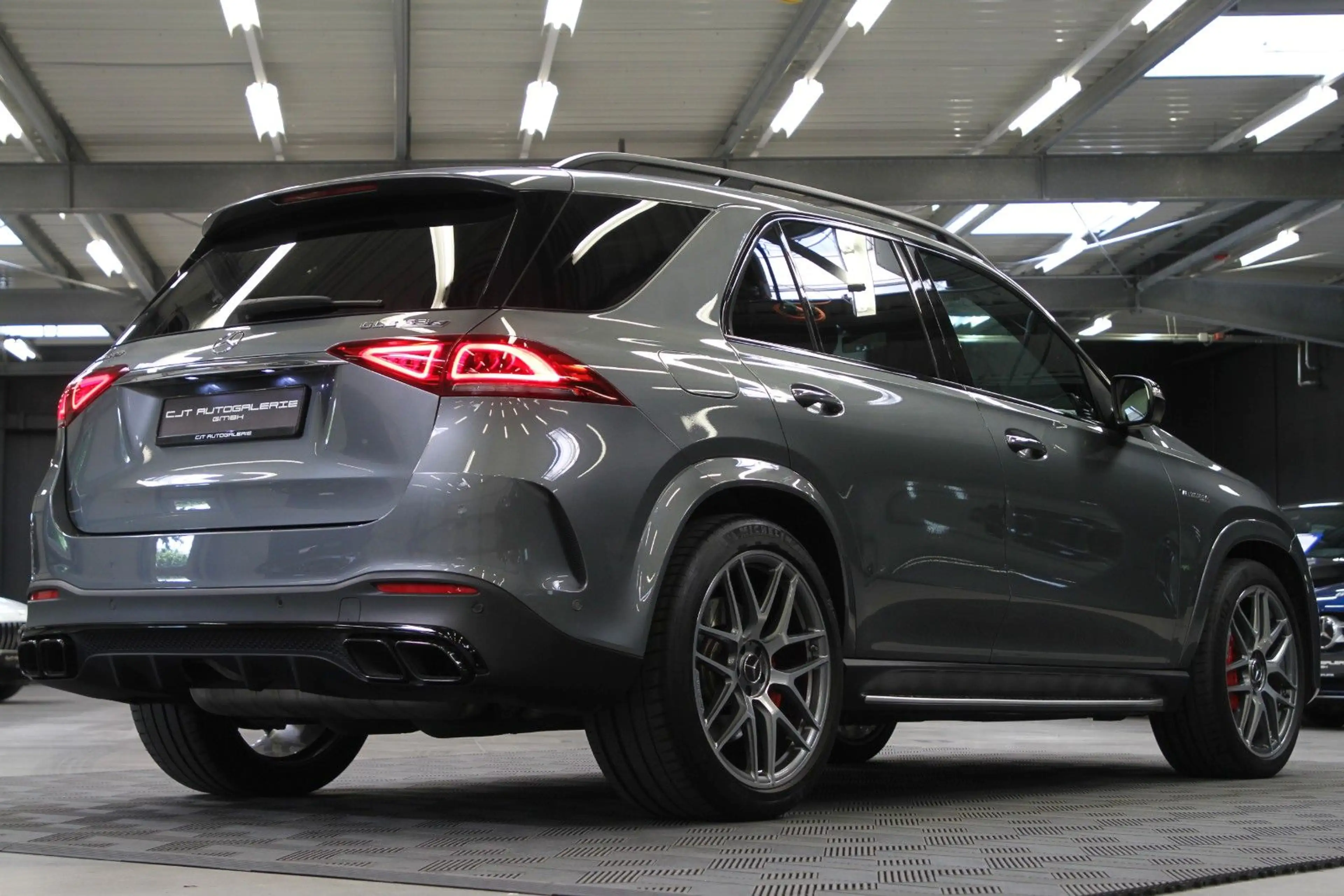 Mercedes-Benz GLE 63 AMG GLE 63 s AMG 4Matic MB100 + HuD 8.Fach SHZ u Be — photo 8