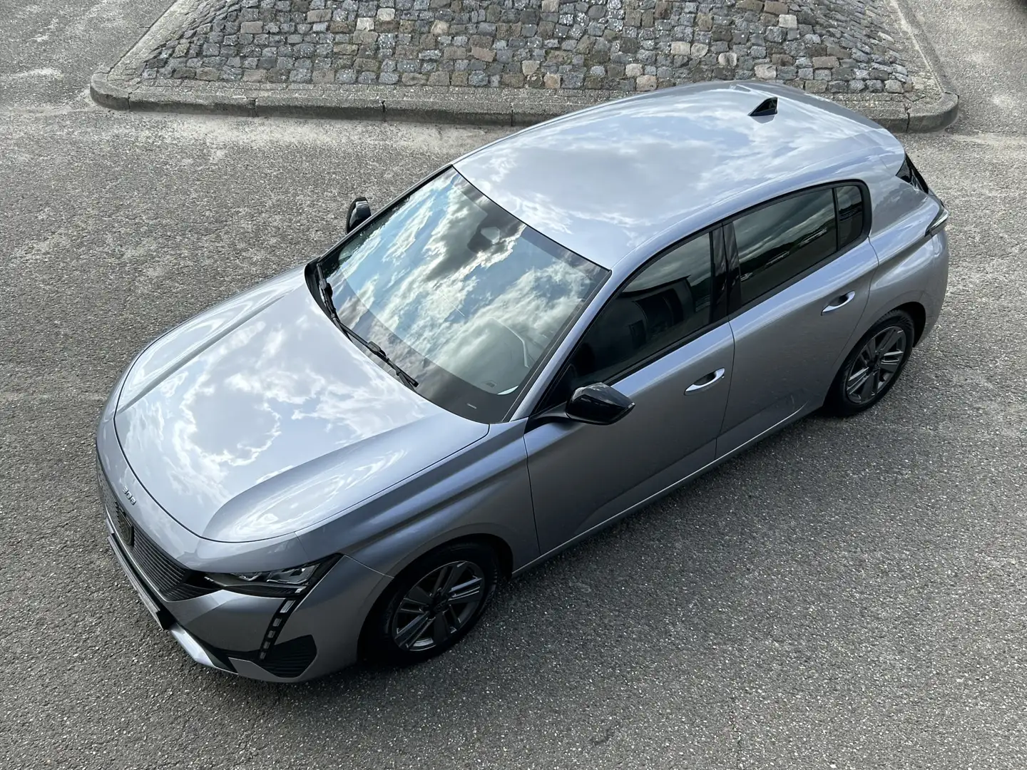 Peugeot 308 1.2 PureTech 131 PK AUTOMAAT 1e EIGENAAR ACTIVE LE Gris - 2